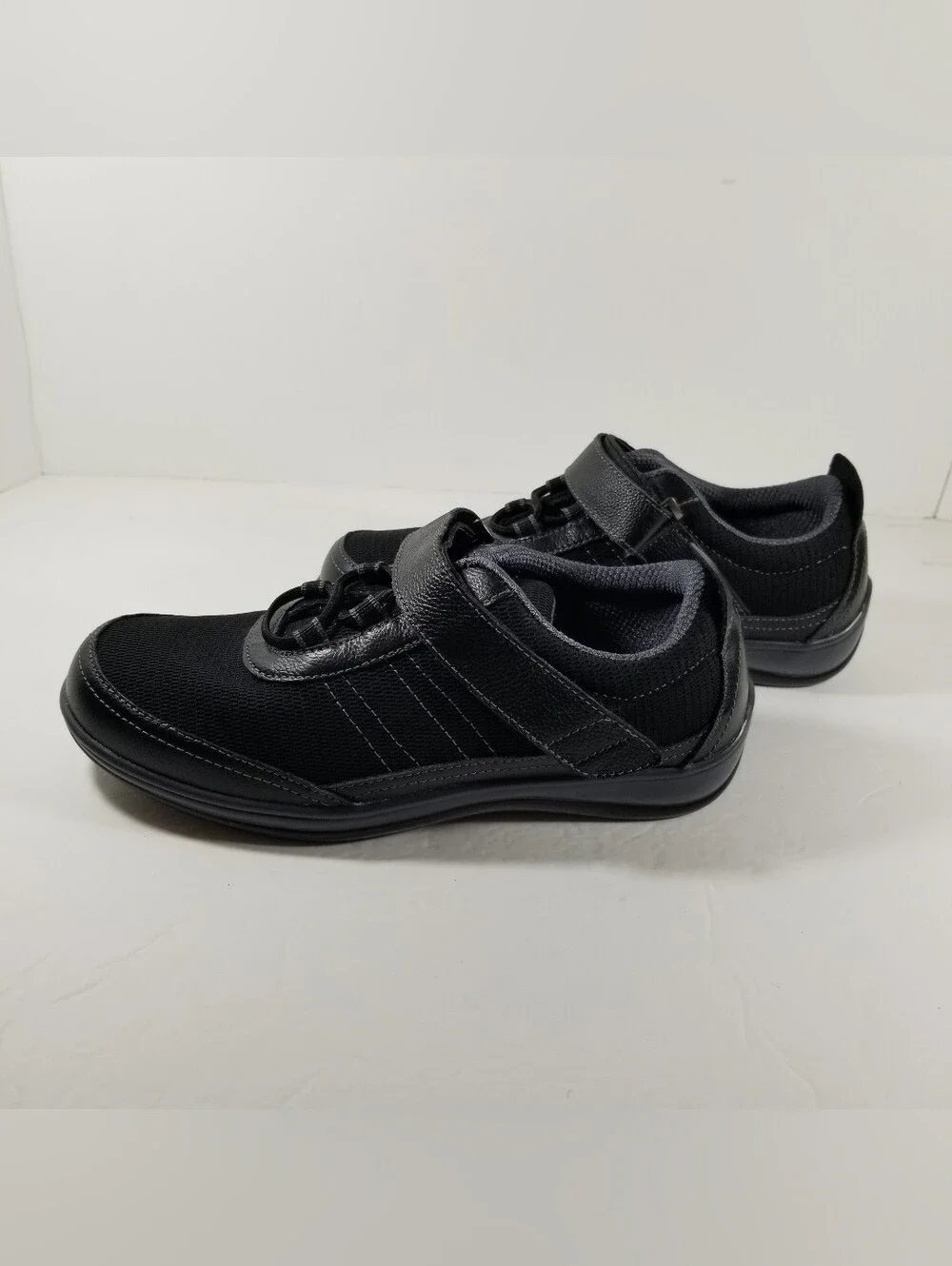 Orthofeet Breeze 835 Shoes Women's 9 Extra Wide Black Leather Walking Sneakers